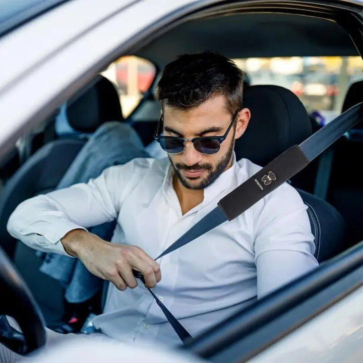 Plush Cartoon Bear Car Seat Belt Shoulder Pad - Comfort & Style for Your Drive