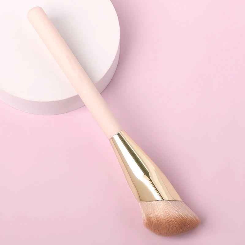 Luxury Oblique Head Makeup Brush for Flawless Foundation and Contour