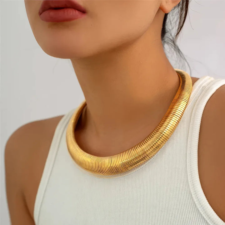 Glamour Spiral Chunky Choker Necklace