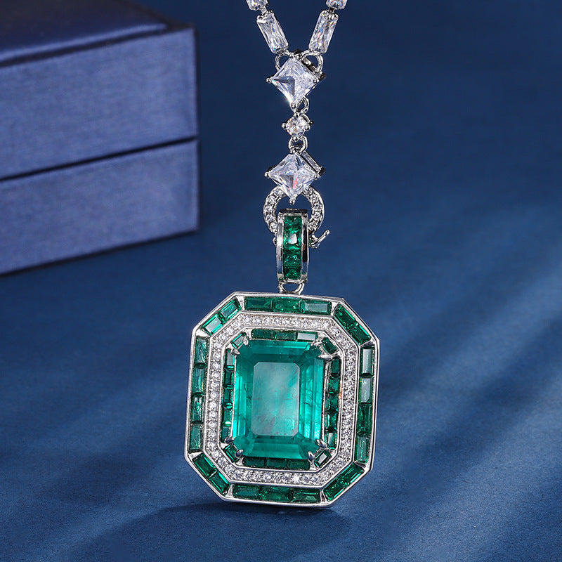 Women's Fashion Simulation Emerald Red Corundum Pendant Necklace