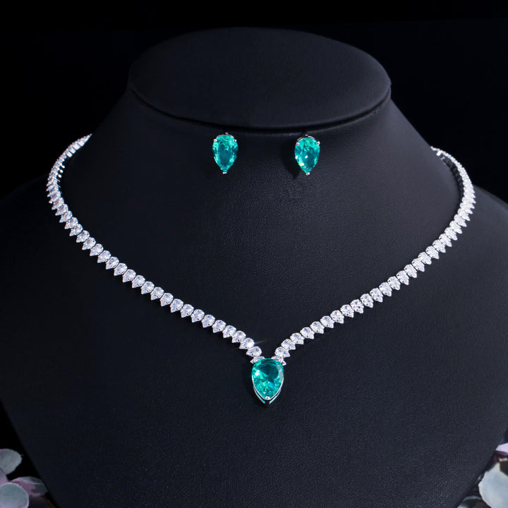 Ear Stud Clavicle Chain Shows Thin Zircon