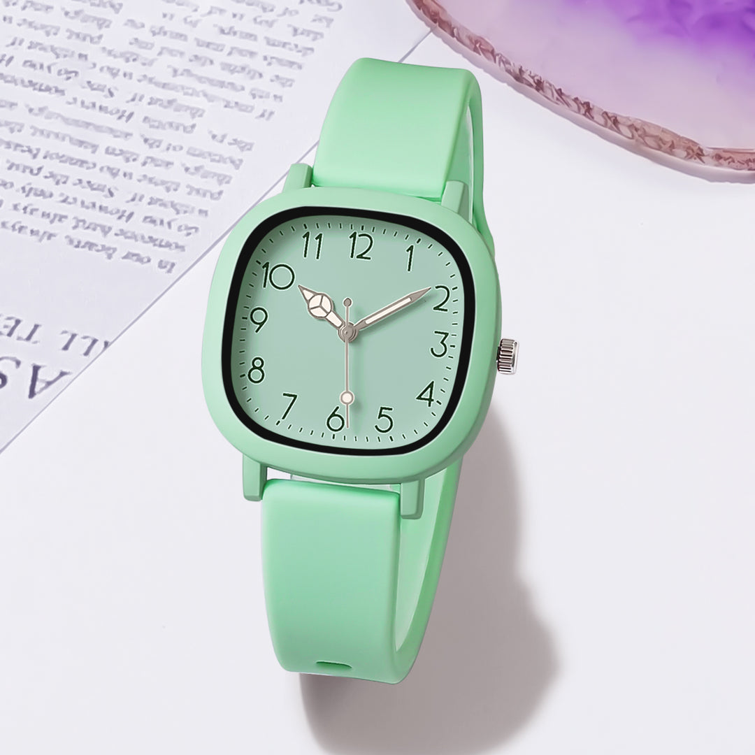 Fashion Silicone Quartz Women's Watch