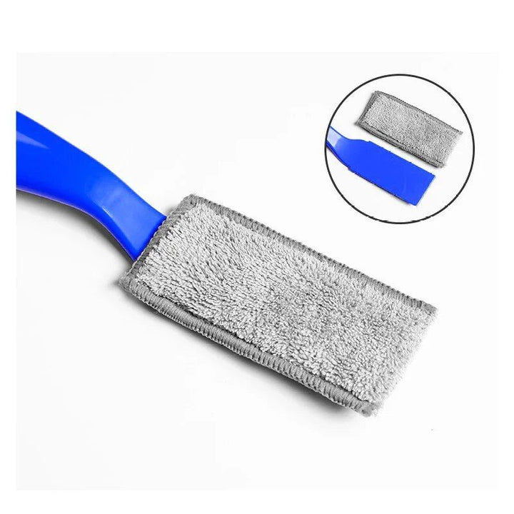 Double-Ended Car Detailing Brush for Air Vents & Screens