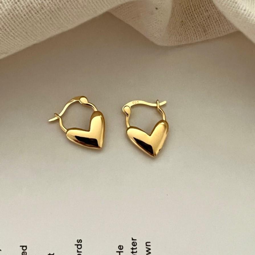 Korean Version Of 925 Sterling Silver Love Earrings