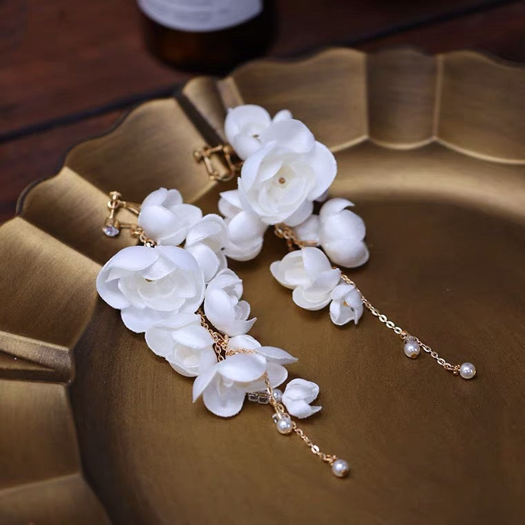 Xianmei Handmade Silk Cloth Flower Bud Earrings Beautiful
