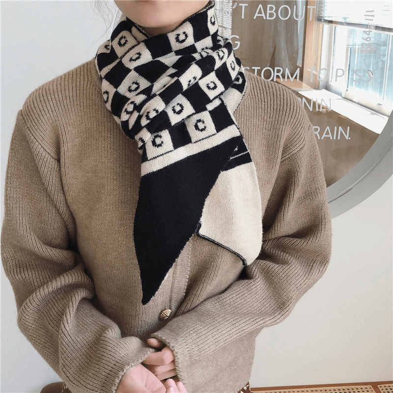 Fashionable Ladies All-Match Student Letter Warm Scarf - MRSLM