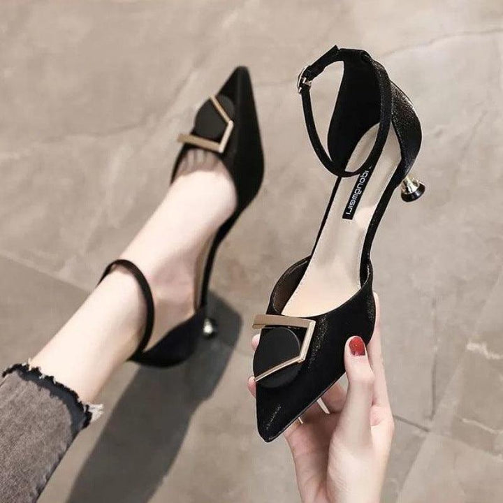 Pointed Toe Low-heel Sandals With A Buckle - MRSLM