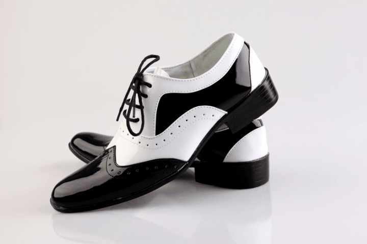 Black-and-white fashionable men's shoes - MRSLM